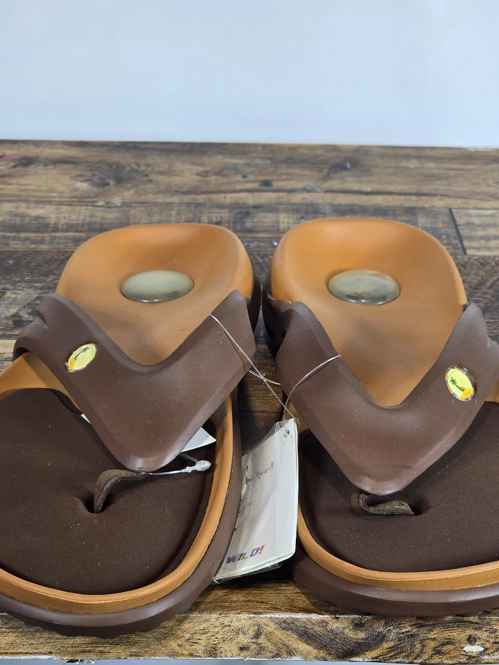 Men's Brown and Tan Comfort Flip Flops Size 9
